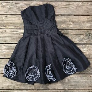 Black strapless dress